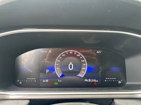 New 2026 Volkswagen Taos SE AWD/4WD image 8