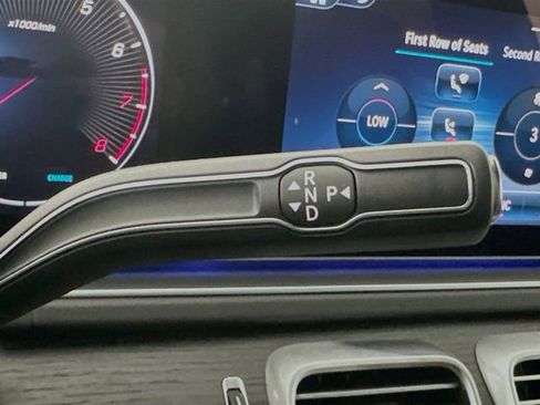 New 2026 Mercedes-Benz GLS 450 4MATIC image 17