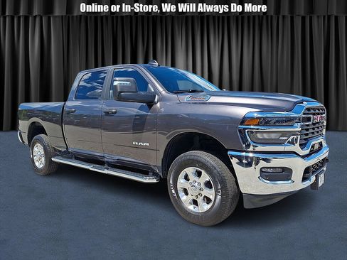 Used 2025 RAM 2500 Big Horn AWD/4WD image 1