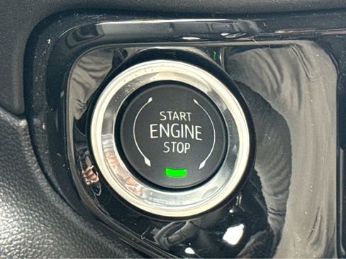 New 2026 GMC Sierra 2500 SLE w/ SLE Value Package; image 18