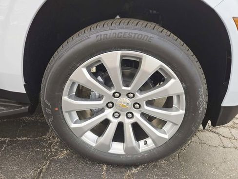 New 2026 Chevrolet Tahoe Premier w/ Sun And Tow Package AWD/4WD image 17