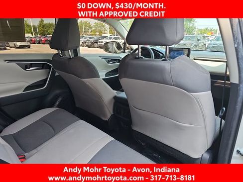 Used 2021 Toyota RAV4 XLE FWD image 30