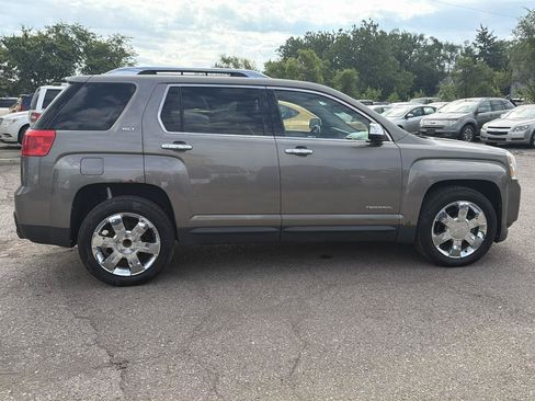 Used 2011 GMC Terrain SLT FWD image 6