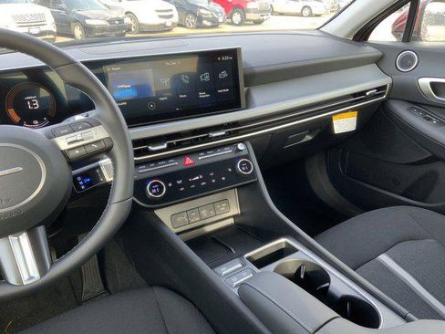 New 2026 Hyundai Sonata SEL image 7