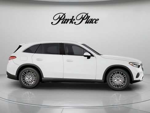 Used 2026 Mercedes-Benz GLC 300 image 27