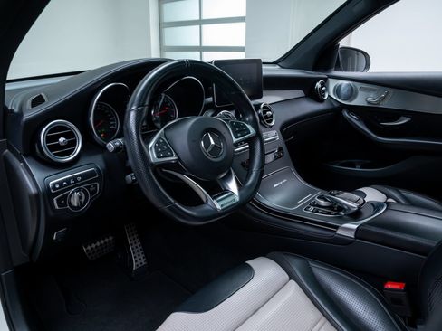 Used 2019 Mercedes-Benz GLC 63 AMG 4MATIC w/ Multimedia Package image 25
