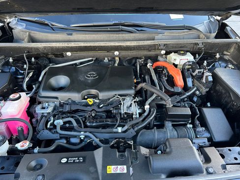 Used 2019 Toyota RAV4 Limited image 31