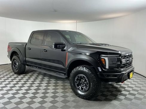 Used 2025 Ford F150 Raptor w/ Equipment Group 803A Raptor R AWD/4WD image 3