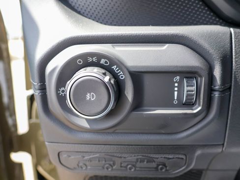 New 2026 Jeep Wrangler Unlimited Rubicon AWD/4WD image 30