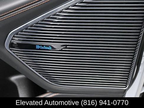 Used 2025 Jeep Grand Cherokee L Summit AWD/4WD image 23