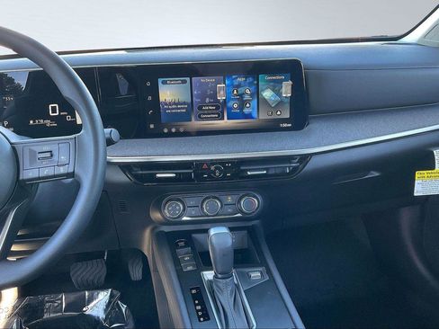 New 2026 Nissan Kicks S image 7