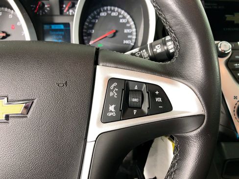 Used 2017 Chevrolet Equinox LT w/ Convenience Package image 29