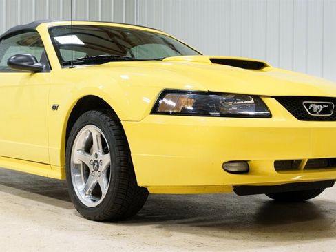 Used 2002 Ford Mustang GT Premium image 13
