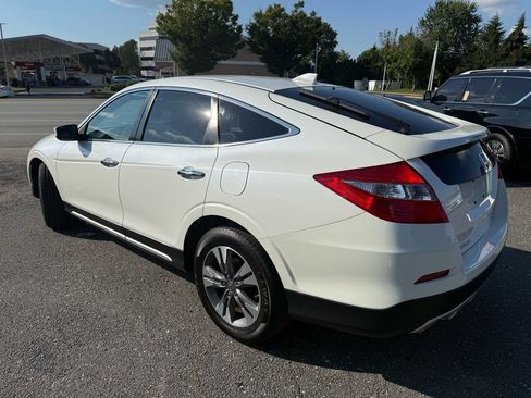 Used 2013 Honda Crosstour EX-L image 3