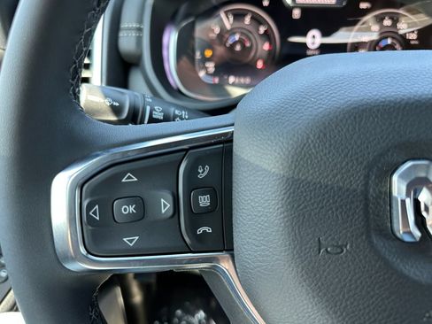 New 2026 RAM 2500 Laramie AWD/4WD image 23