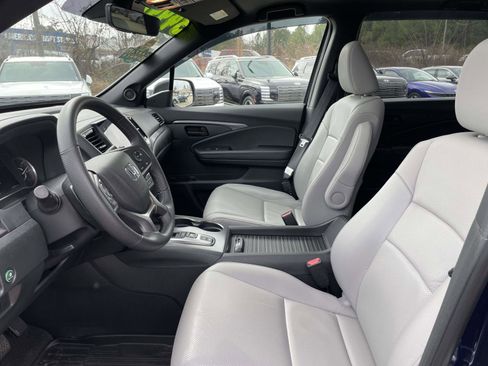 Used 2023 Honda Passport EX-L image 12
