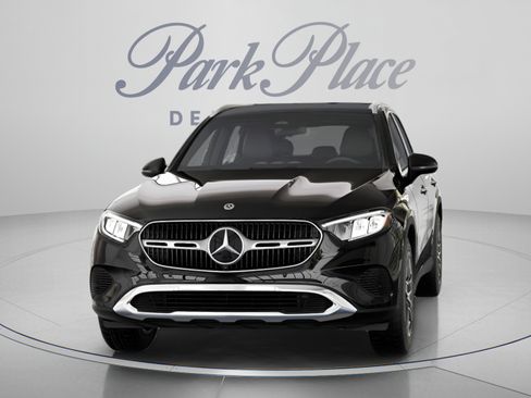 Certified 2026 Mercedes-Benz GLC 300 4MATIC image 37