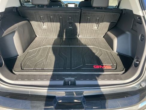 Used 2024 GMC Terrain Denali w/ LPO, Floor Liner Package AWD/4WD image 32