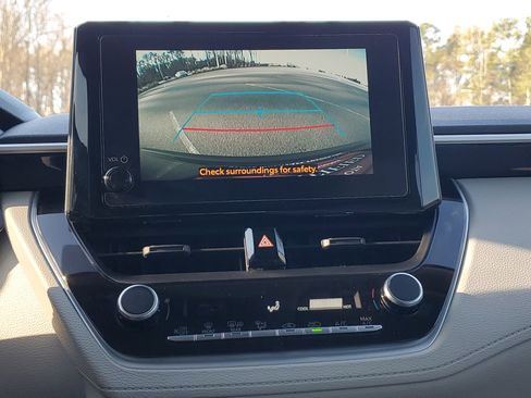 Used 2026 Toyota Corolla Cross L image 24