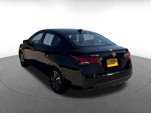 Used 2025 Nissan Versa SV FWD image 10