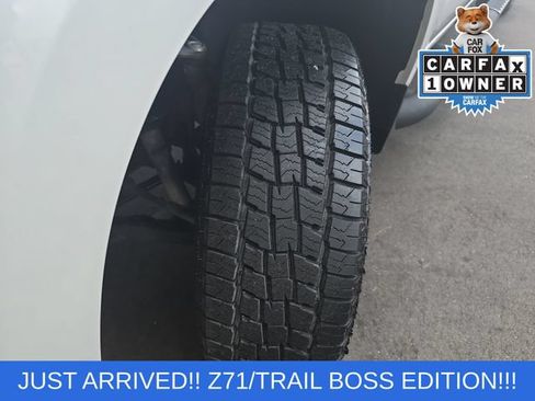 Used 2021 Chevrolet Silverado 1500 LT Trail Boss w/ Convenience Package II AWD/4WD image 22