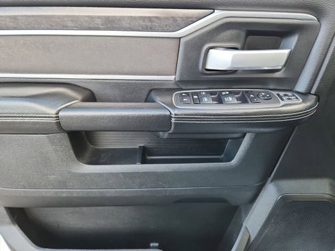 Used 2024 RAM 2500 Big Horn image 8