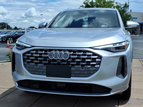New 2026 Audi Q5 Prestige AWD/4WD image 2