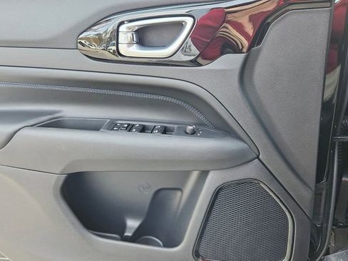 New 2026 Jeep Compass Limited image 14