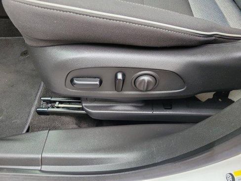 Used 2023 Chevrolet TrailBlazer LT w/ Convenience Package image 17