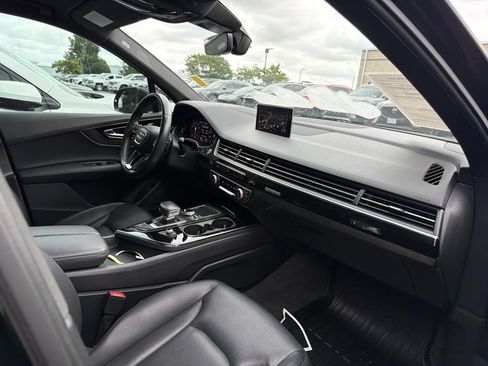 Used 2018 Audi Q7 3.0T Prestige w/ Prestige Package AWD/4WD image 5