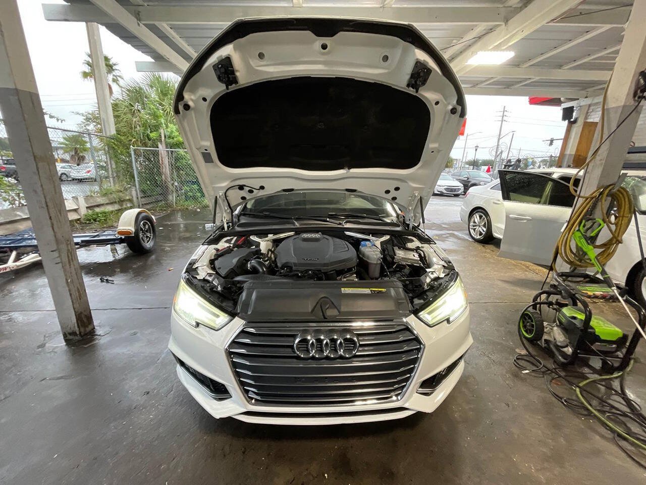 Used 2019 Audi A4 2.0T Premium Plus w/ Premium Plus Package FWD image 2