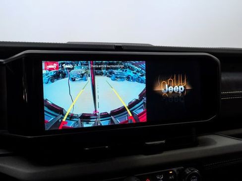 Used 2025 Jeep Wrangler Unlimited Rubicon 392 image 68