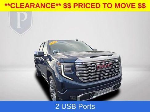 Certified 2023 GMC Sierra 1500 Denali w/ Denali Reserve Package AWD/4WD image 16