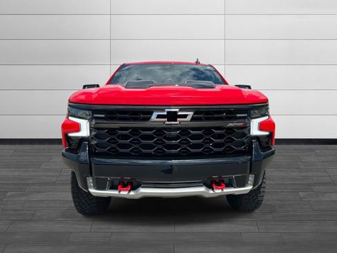 Used 2023 Chevrolet Silverado 1500 ZR2 w/ Technology Package AWD/4WD image 8