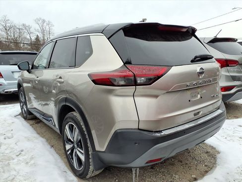 Used 2021 Nissan Rogue SL image 6