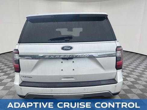 Used 2019 Ford Expedition Limited w/ Equipment Group 302A AWD/4WD image 15