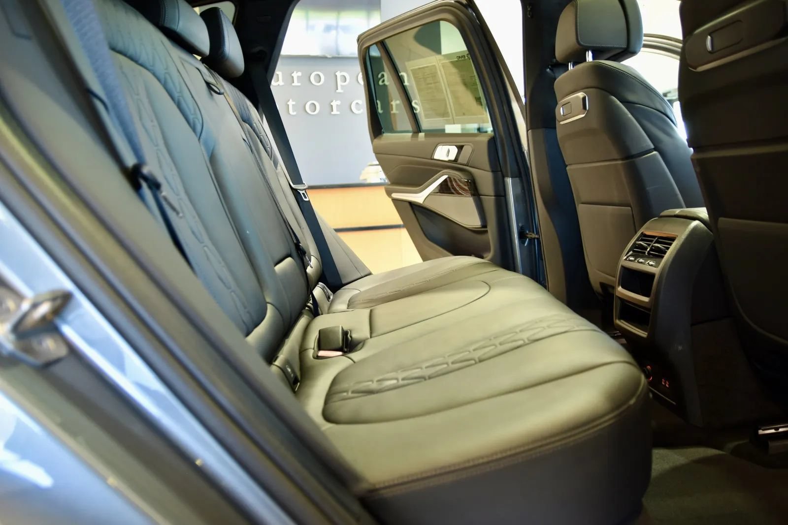 Used 2024 BMW X5 xDrive40i w/ Premium Package AWD/4WD image 22