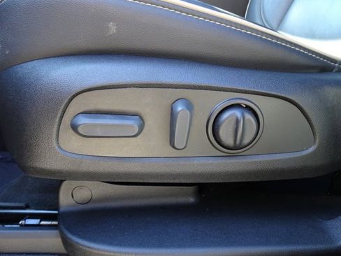 Certified 2023 Chevrolet Traverse Premier w/ Redline Edition image 10