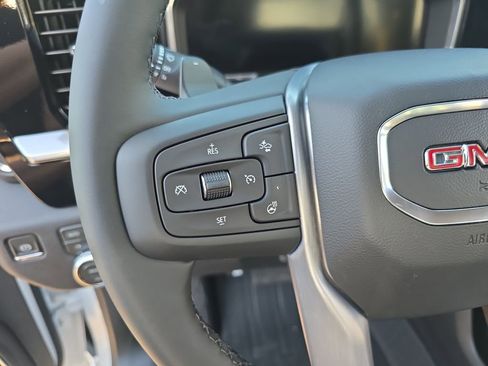New 2026 GMC Sierra 1500 Elevation AWD/4WD image 17