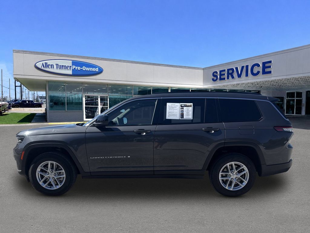 Used 2025 Jeep Grand Cherokee L Laredo RWD image 5