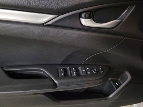 Used 2020 Honda Civic LX image 19