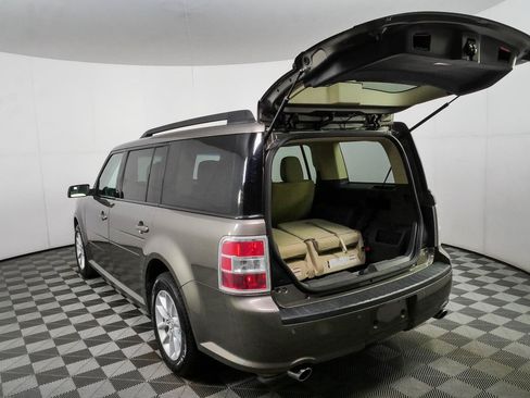 Used 2014 Ford Flex SE FWD image 29