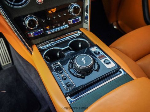 Used 2020 Rolls-Royce Cullinan AWD/4WD image 28
