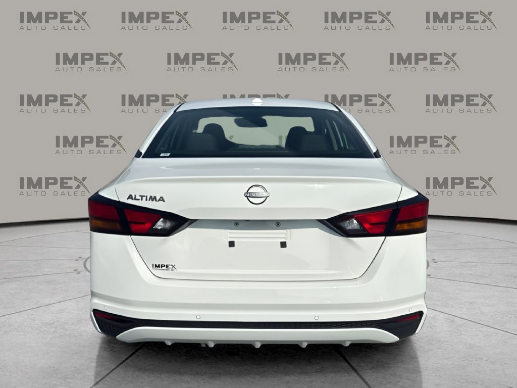 Used 2025 Nissan Altima 2.5 SV FWD image 4