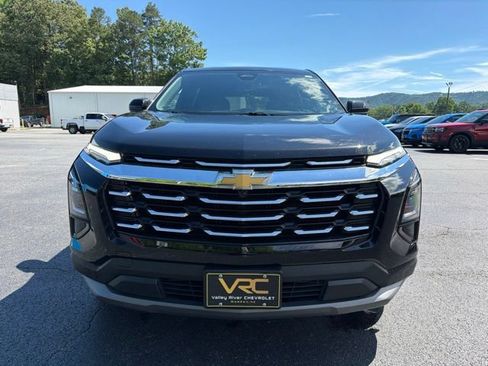 Used 2025 Chevrolet Equinox LT AWD/4WD image 11