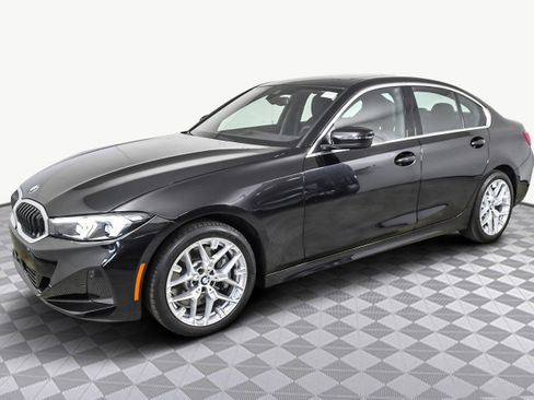 Used 2025 BMW 330i Sedan image 4