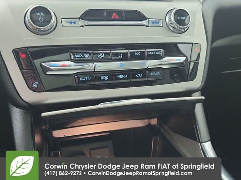 Used 2022 Ford Explorer XLT w/ Equipment Group 202A image 26