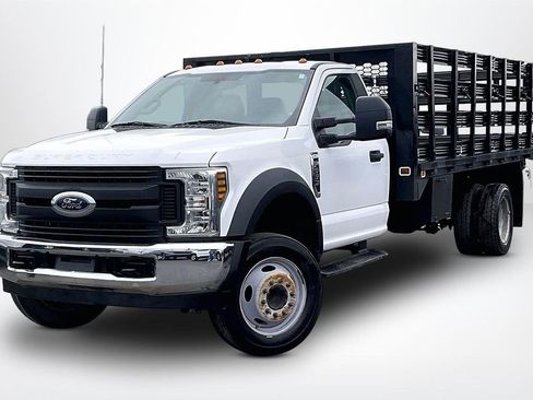 Used 2019 Ford F550 2WD Regular Cab Super Duty image 3