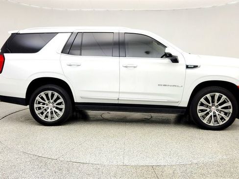 Used 2022 GMC Yukon Denali AWD/4WD image 4