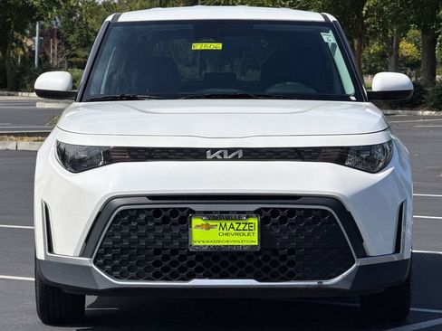 Used 2024 Kia Soul LX w/ Option Group 015 FWD image 7